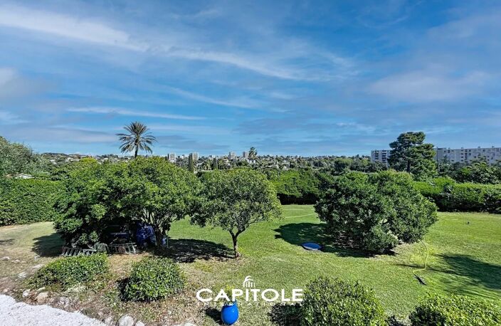 A vendre -   Antibes - Juan les Pins, villa contemporaine 5 Pièc — photo 4