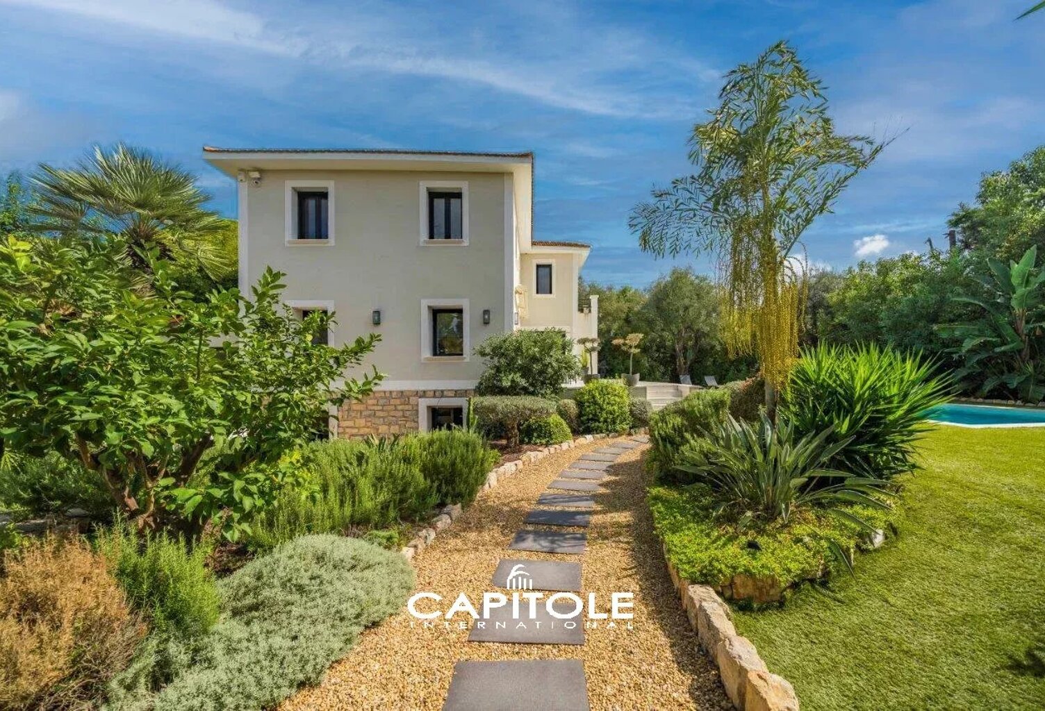 Juan les Pins - Superbe villa contemporaine de 247 m² avec pisci — photo 1