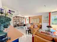 Antibes, Exclusivité rare : Appartement Villa sur le toit 3 pièc — photo 3