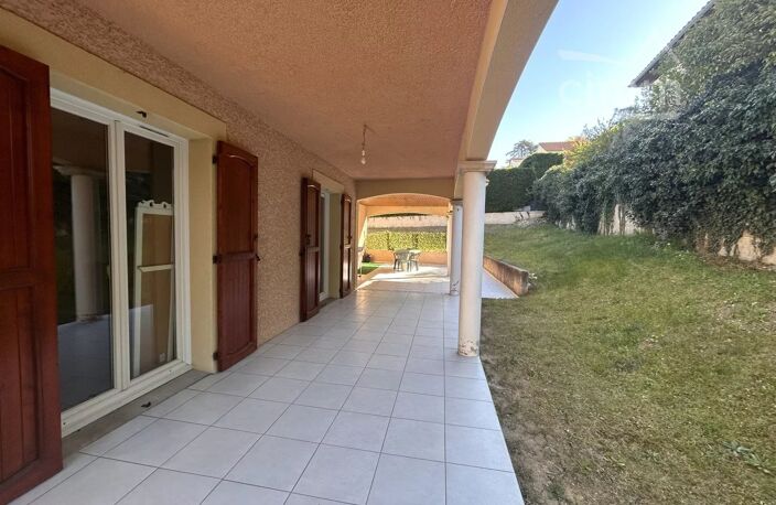 Le Péage de Roussillon - Charmante Maison Familiale de 170m2 — photo 4