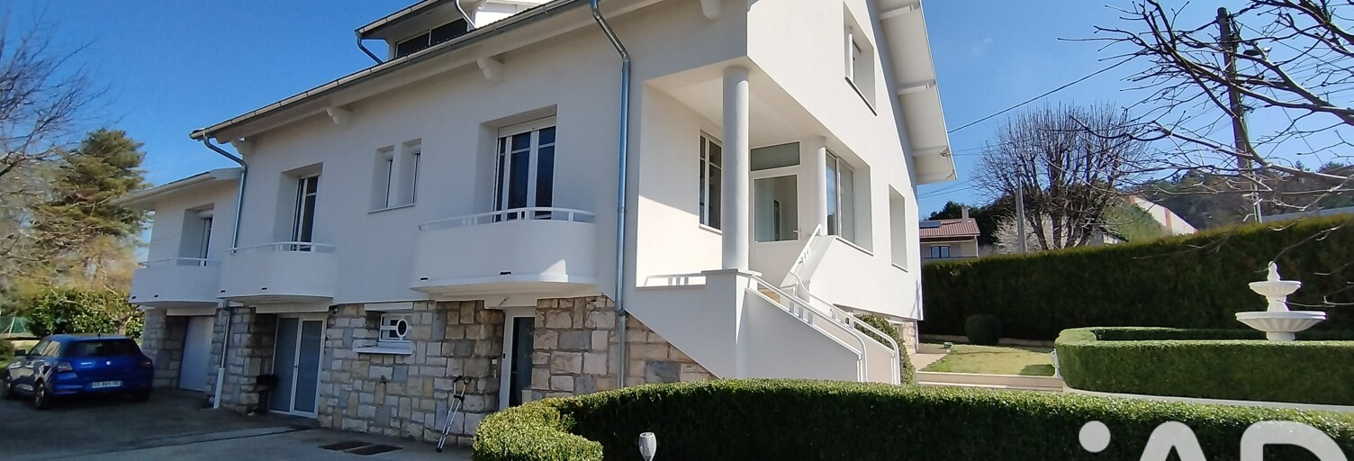 Maison 9 Pièces 284 m² à vendre à Oyonnax (01100)
