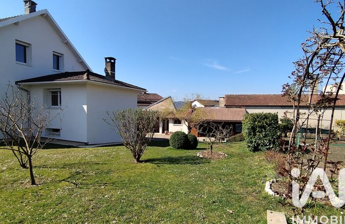 Vente Maison/villa 9 pièces — photo 4