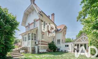 Maison 8 Pièces 213 m² à vendre à Versailles (78000)