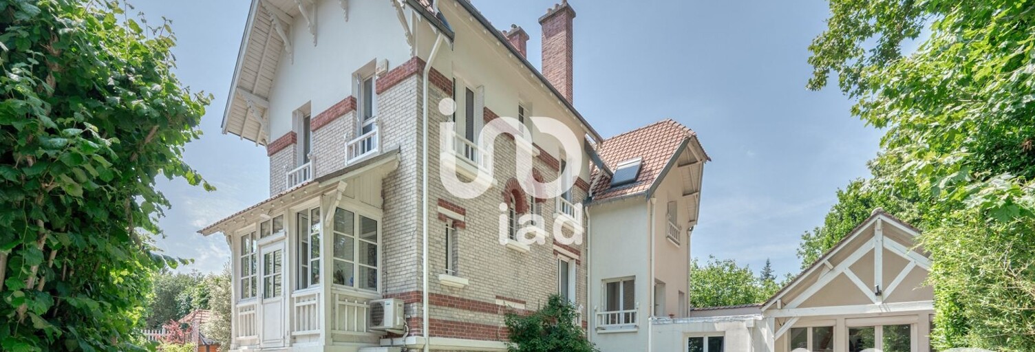 Maison 8 Pièces 213 m² à vendre à Versailles (78000)