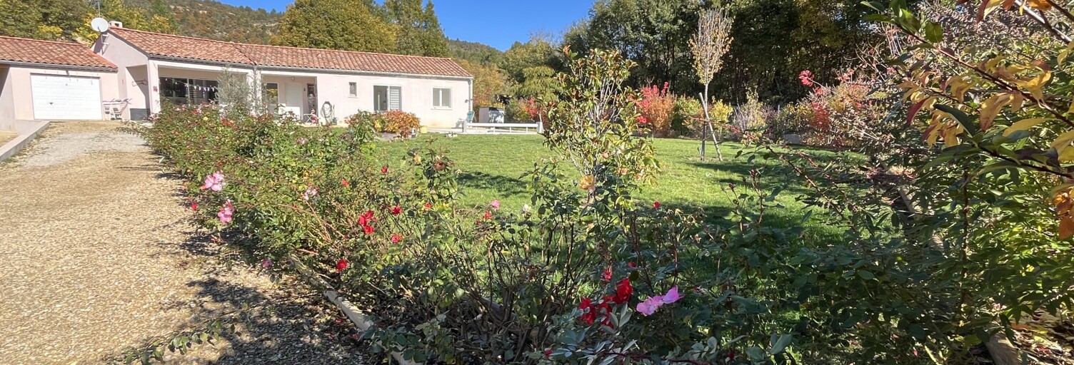 Maison 6 Pièces 129 m² à vendre à Mézel (04270)