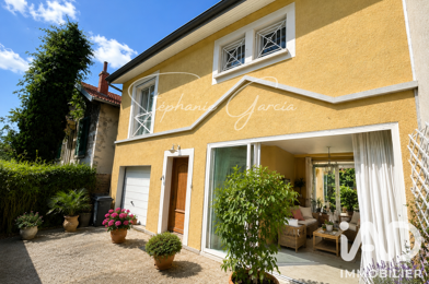 Maison 6 pièces 445000 €
