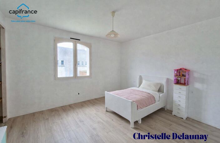   À VENDRE – Maison à rénover en centre-bourg de Méral (53) — photo 3