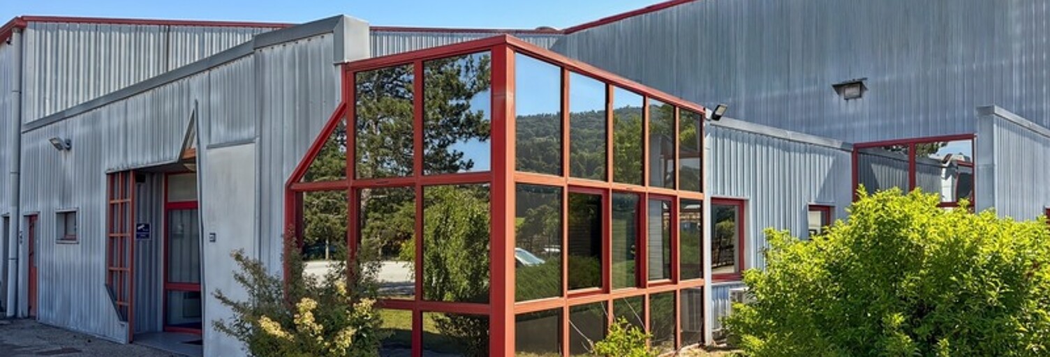 Bureau 10 Pièces 2239 m² à vendre à Izernore (01580)