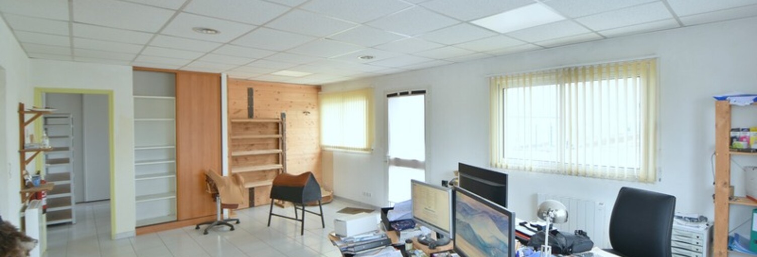 Bureau 2 Pièces 52 m² à louer à Cugand-la-Bernardière (85610)