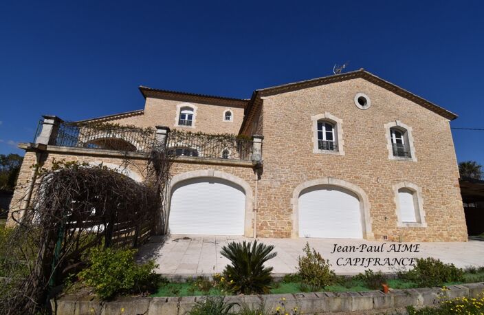 PONT SAINT ESPRIT (30) - Maison en pierre d'une surface de 308m2 à vendre — photo 3