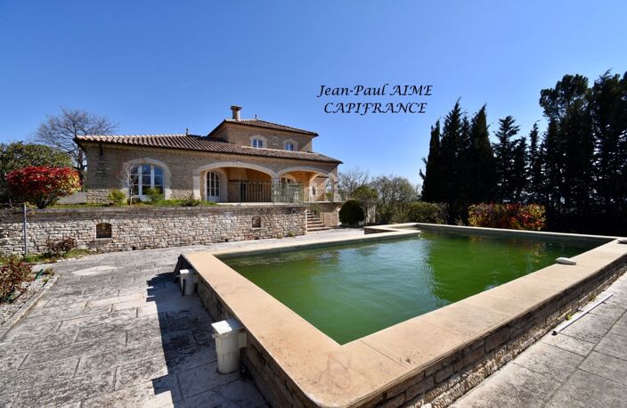 PONT SAINT ESPRIT (30) - Maison en pierre d'une surface de 308m2 à vendre — photo 4