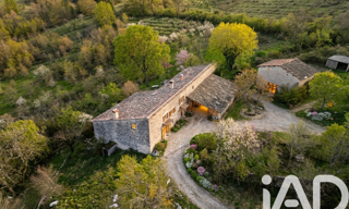 Maison 8 Pièces 279 m² à vendre à Noyers-sur-Jabron (04200)