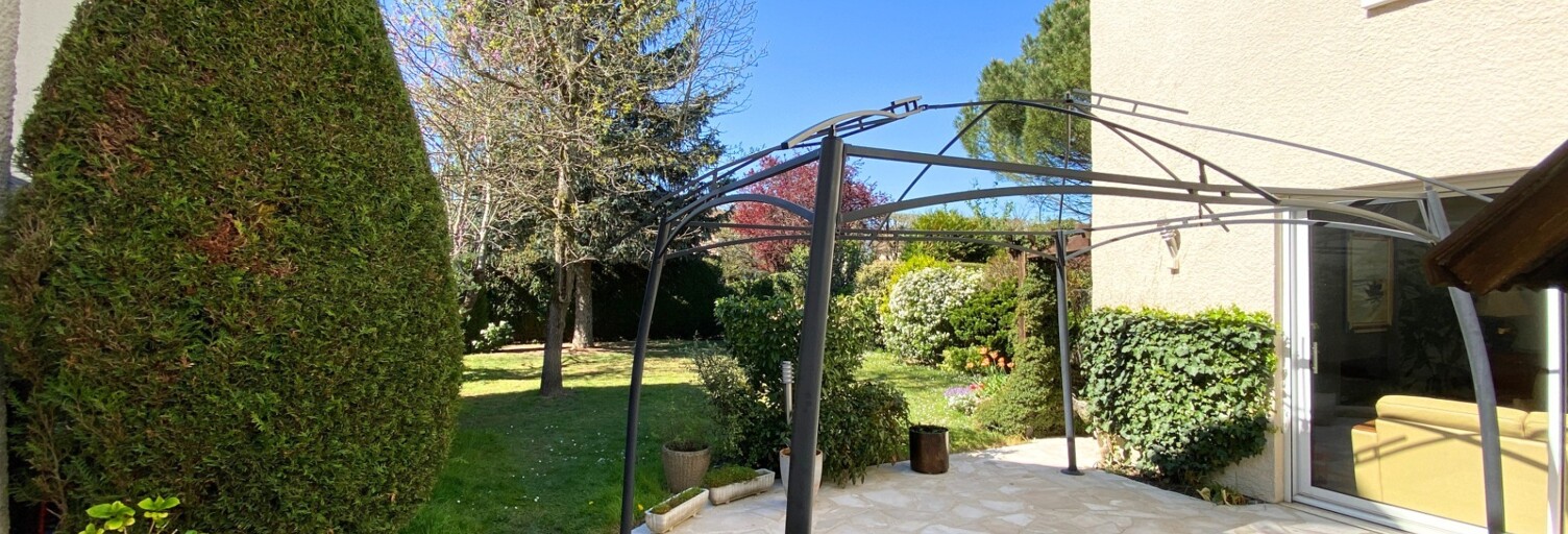 Maison 8 Pièces 155 m² à vendre à Chantilly (60500)