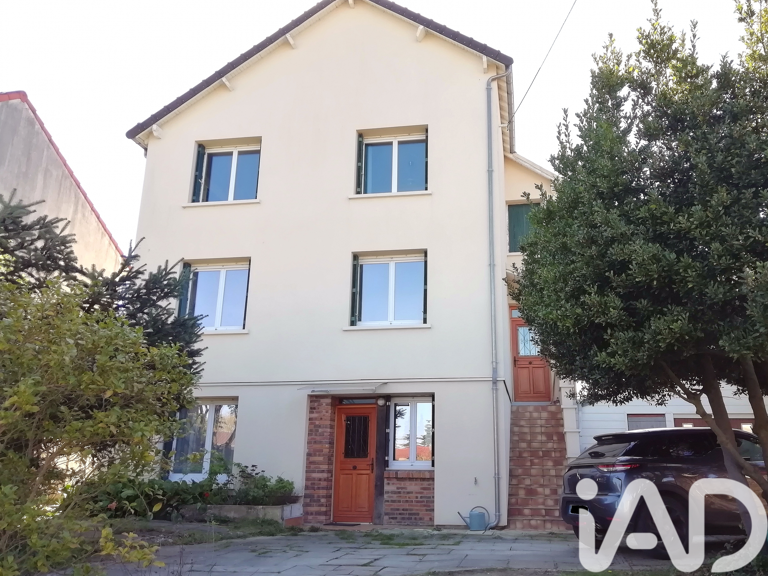 Vente Maison traditionnelle 9 pièces — photo 1
