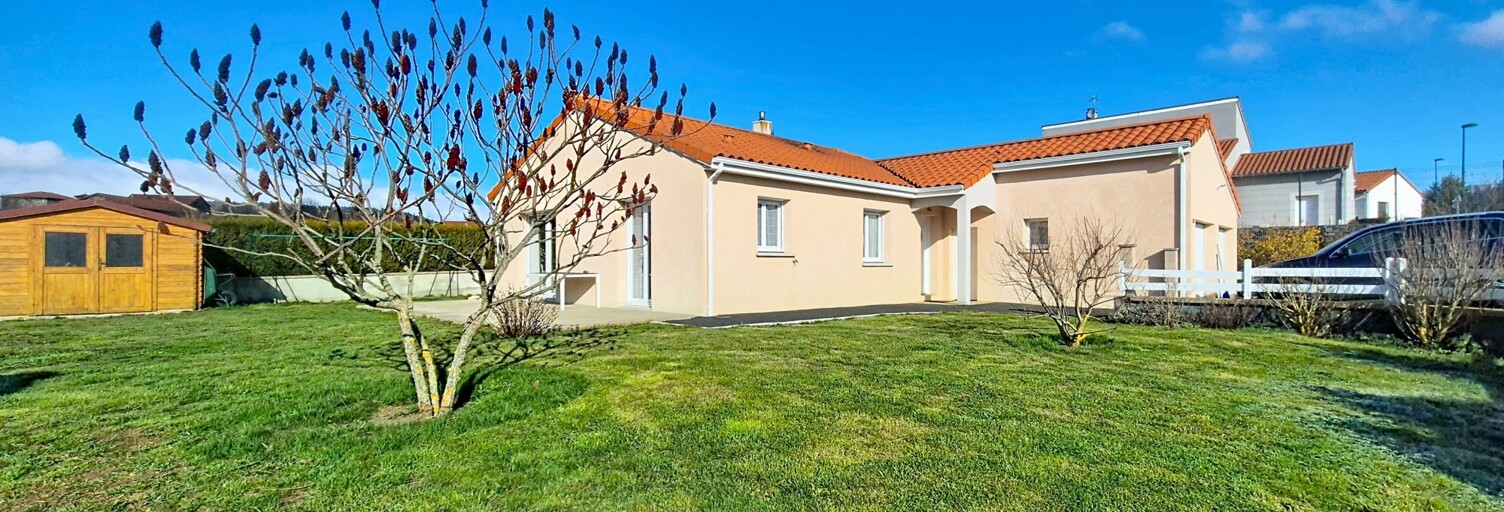 Maison 4 Pièces 100 m² à vendre à Costaros (43490)