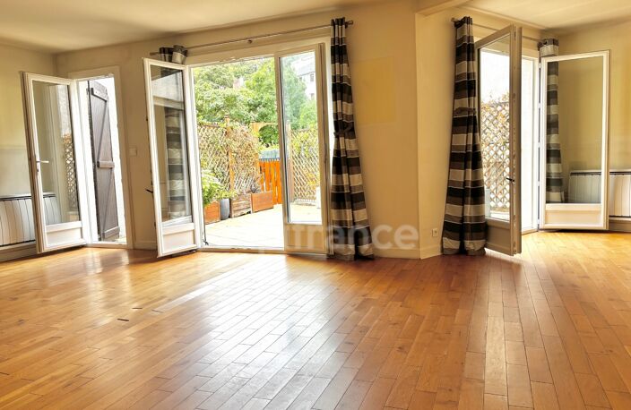 Maison lumineuse 6 pièces avec deux terrasses orientées sud - Limite Issy les Moulineaux et Paris — photo 3