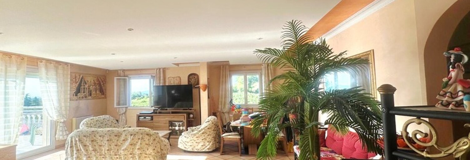 Maison 12 Pièces 295 m² à vendre à Prissé (71960)