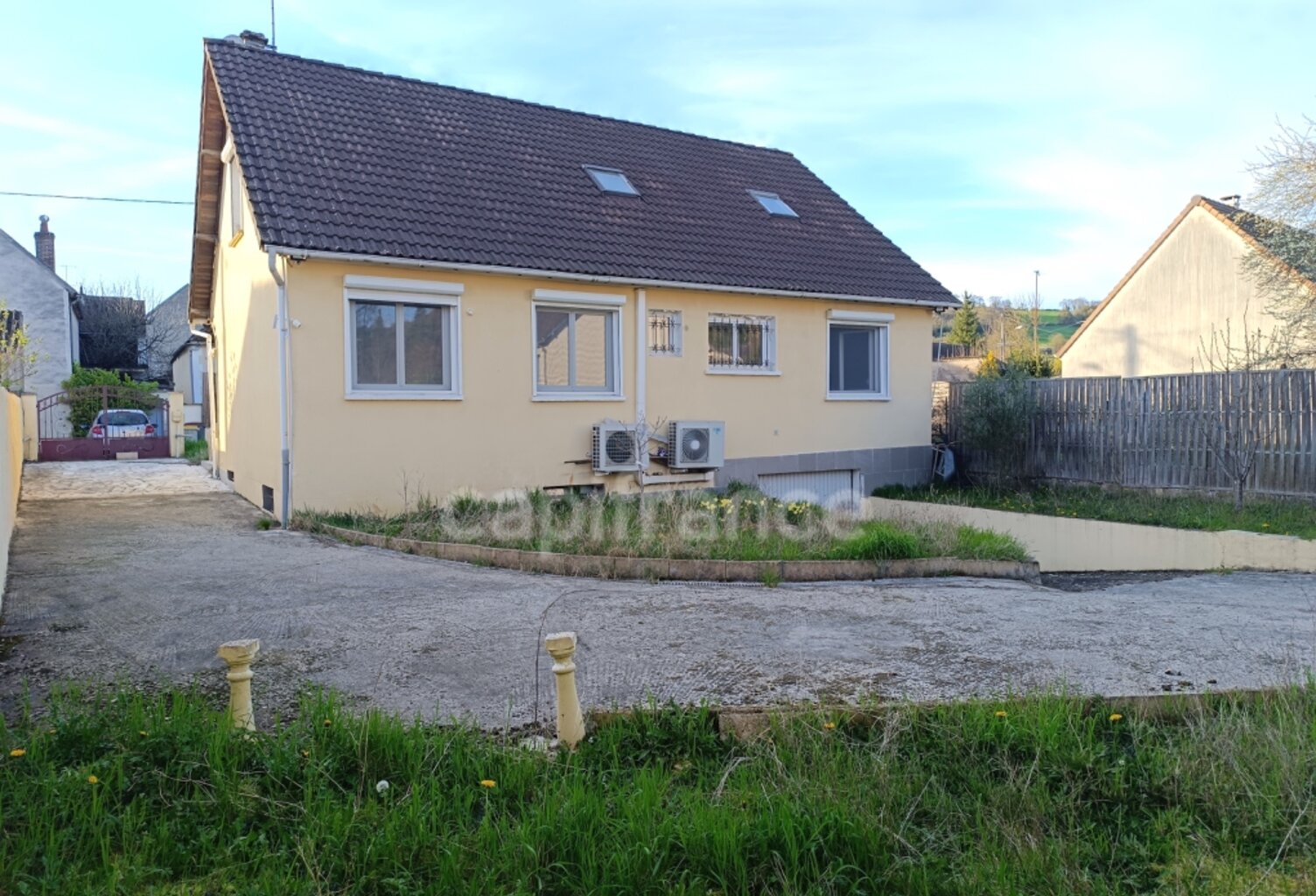 Maison à vendre 6 pièces SAINT AUBIN SUR YONNE (89) — photo 1