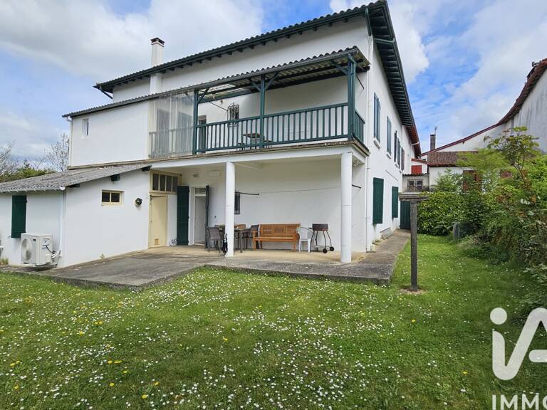 Vente Maison de village 8 pièces — photo 1