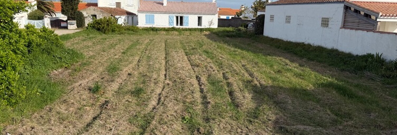 Terrain  685 m² à vendre à L'Épine (85740)