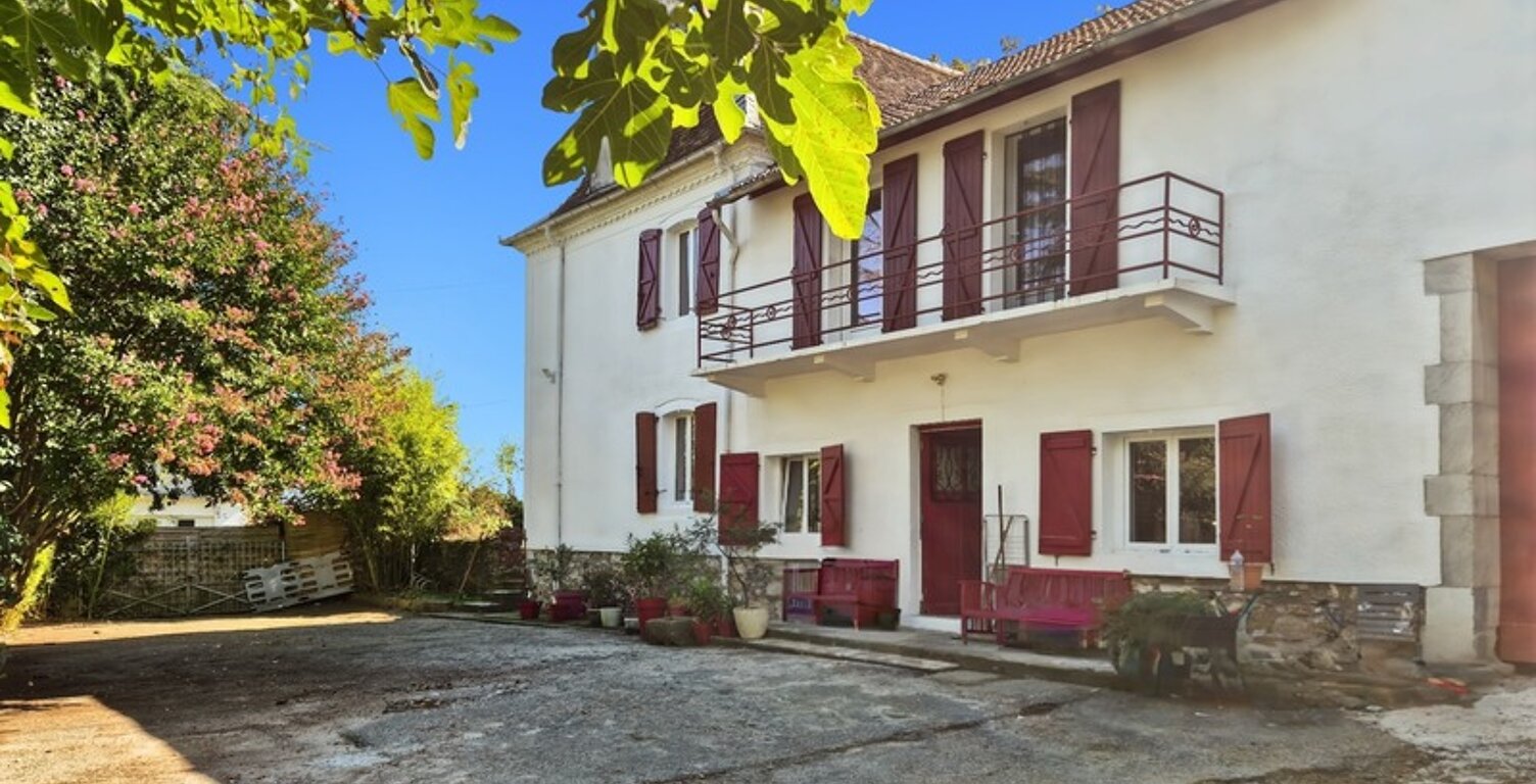 Maison de caractère 284 m² - 6 suites - Orthez — photo 1