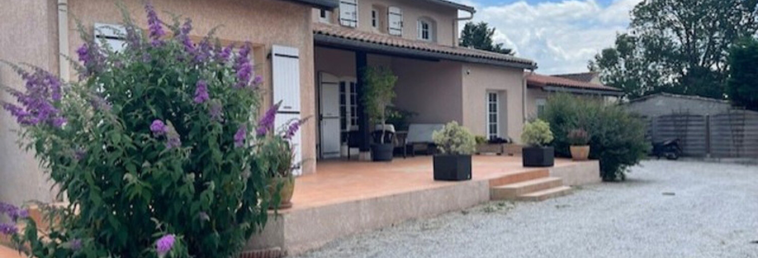 Maison 9 Pièces 228 m² à vendre à Lempaut (81700)