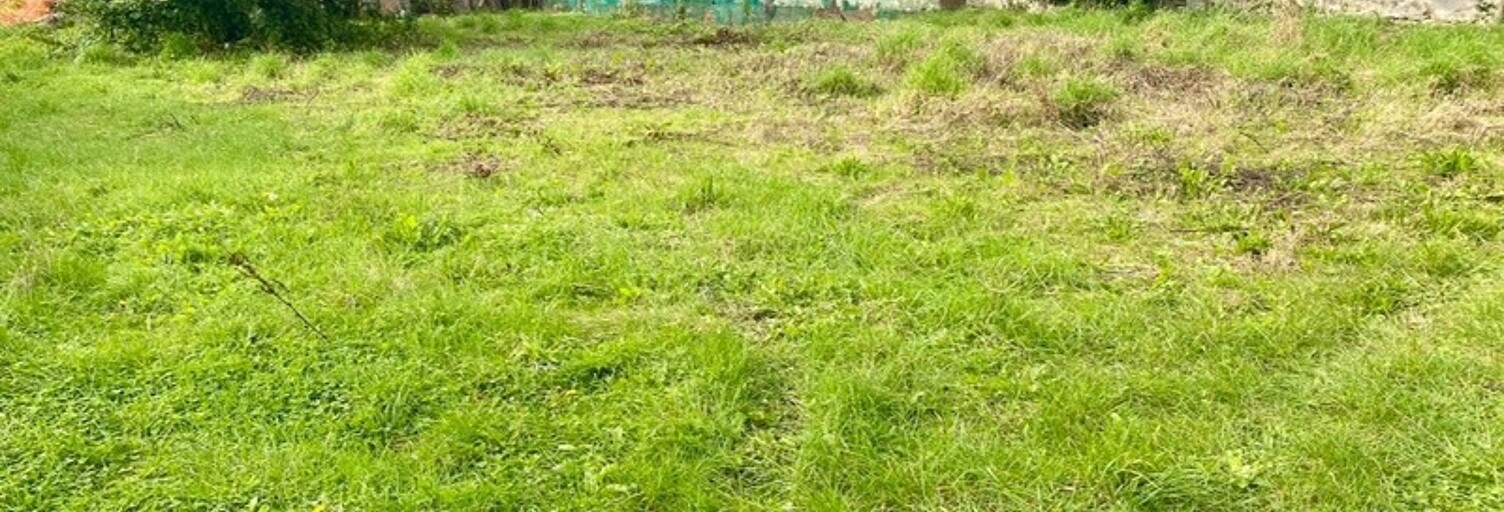 Terrain  818 m² à vendre à Follainville-Dennemont (78520)