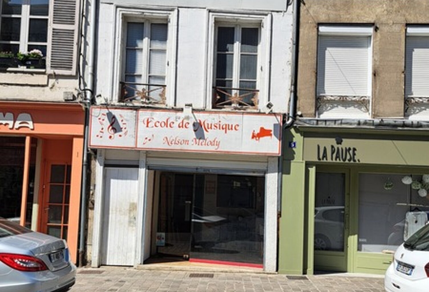 Immeuble à vendre SOISSONS (02) — photo 1