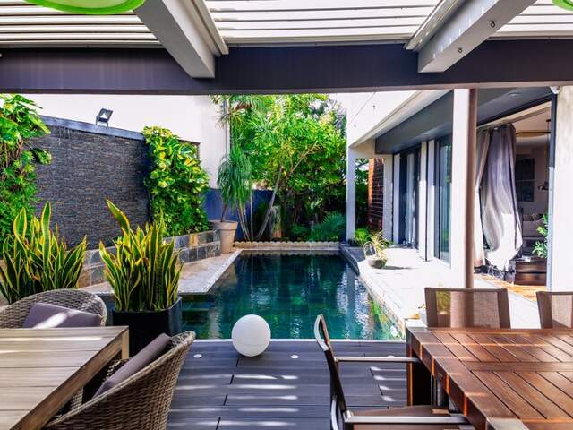Villa contemporaine – 10 pièces – env. 300 m² – piscine – spa — photo du bien