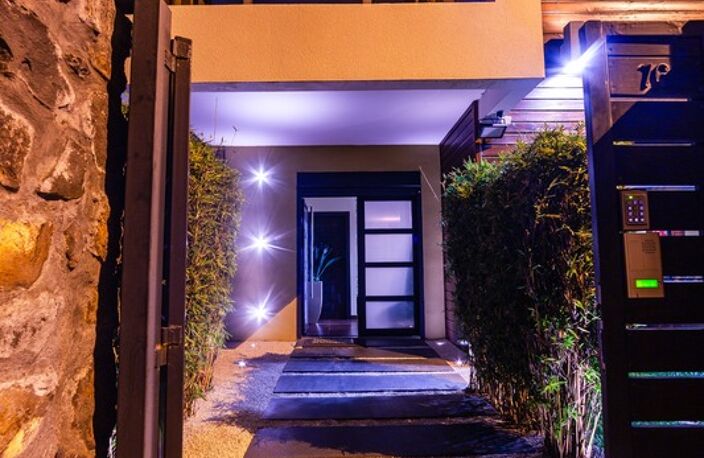 Villa contemporaine – 10 pièces – env. 300 m² – piscine – spa — photo 5