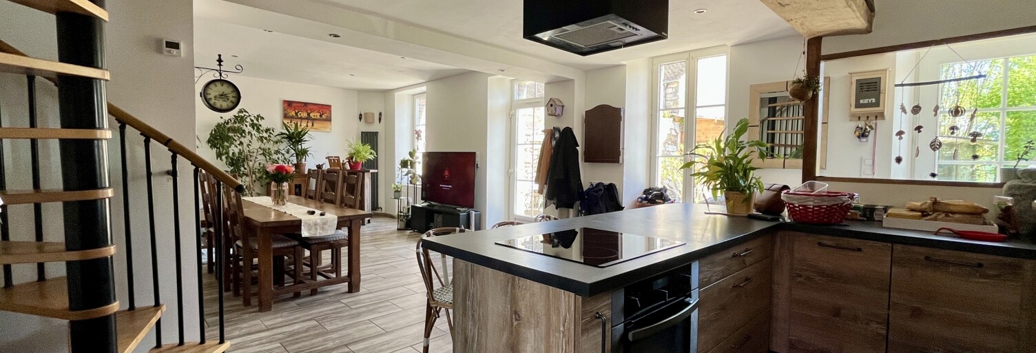 Maison 5 Pièces 130 m² à vendre à Villemer (77250)