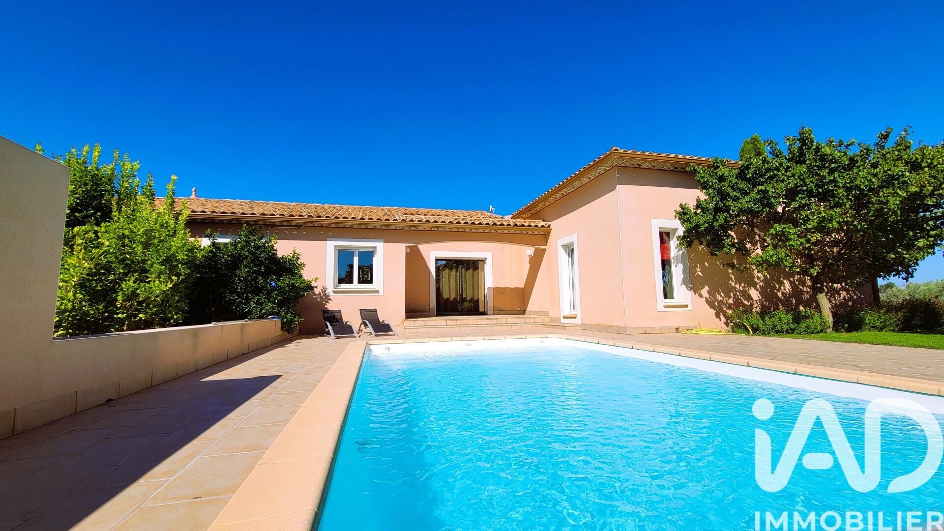 Vente Maison/villa 7 pièces - Photo 2
