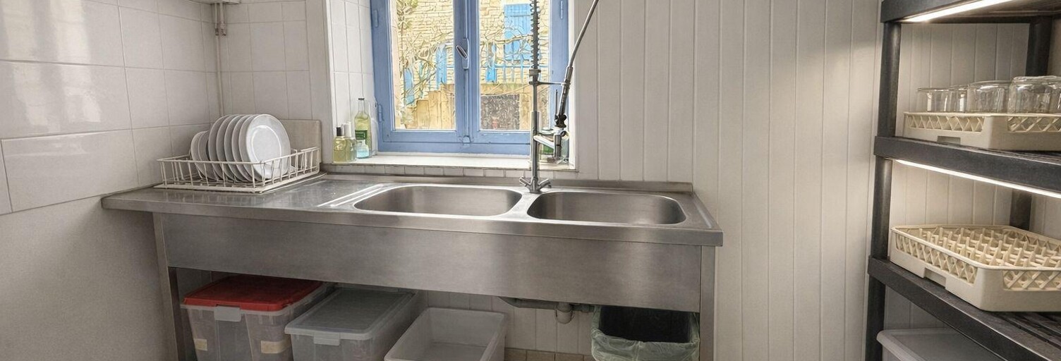 Commerce  142 m² à vendre à Villefagnan (16240)
