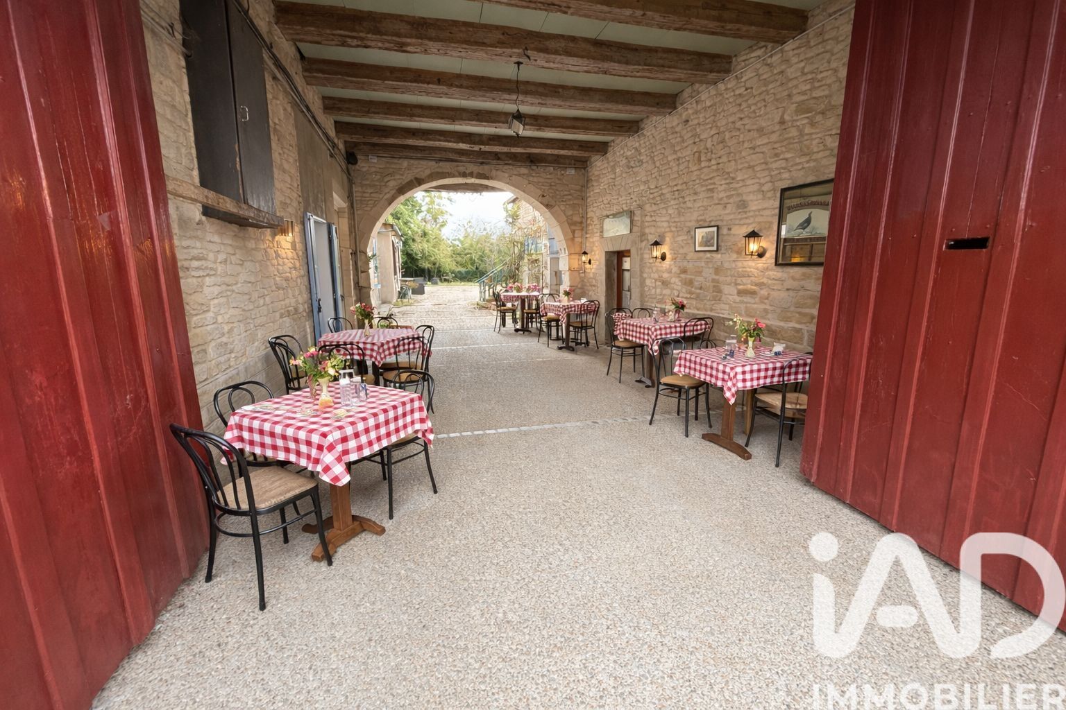 Vente Immeuble 313 m² - Photo 2