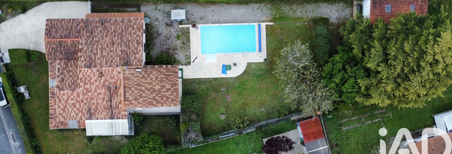 Maison 5 Pièces 144 m² à vendre à Sireuil (16440)