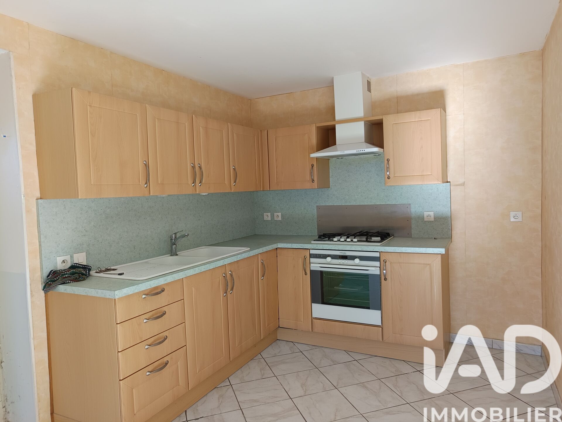 Vente Maison/villa 4 pièces - Photo 2