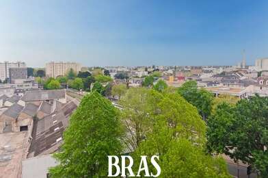 Appartement 3 pièces 203300 €