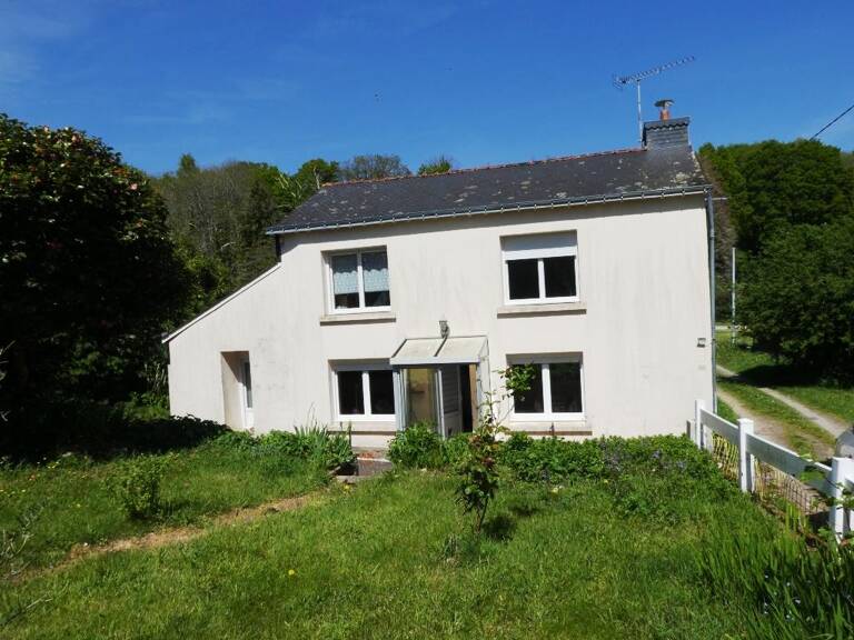 Maison située en campagne — photo 1