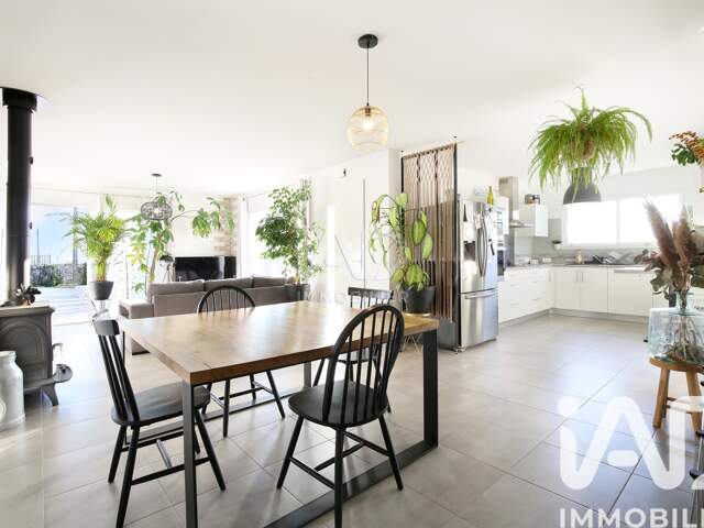 Vente Maison/villa 4 pièces — photo du bien
