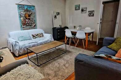 Appartement 3 pièces 900 €