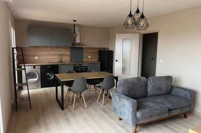 Appartement 3 pièces 940 €