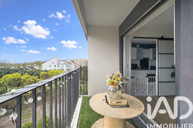 Appartement 5 pièces 197600 €