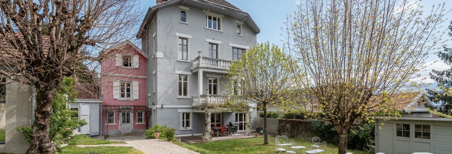 Maison 15 Pièces 266 m² à vendre à La Tronche (38700)