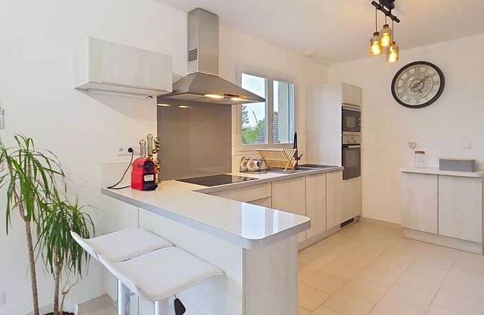 Vente Maison/villa 6 pièces — photo 3
