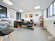 Location Bureaux 135 m&sup2; — photo 3