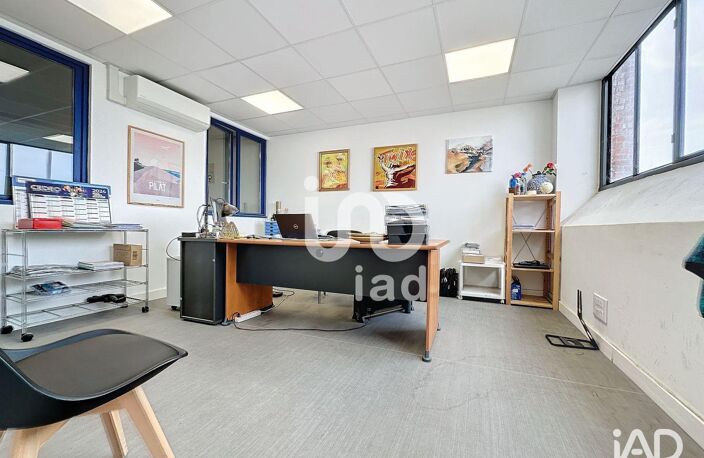 Location Bureaux 135 m&sup2; — photo 3