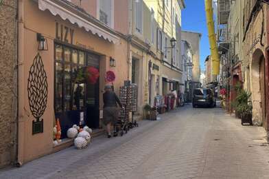 Commerce  143000 €