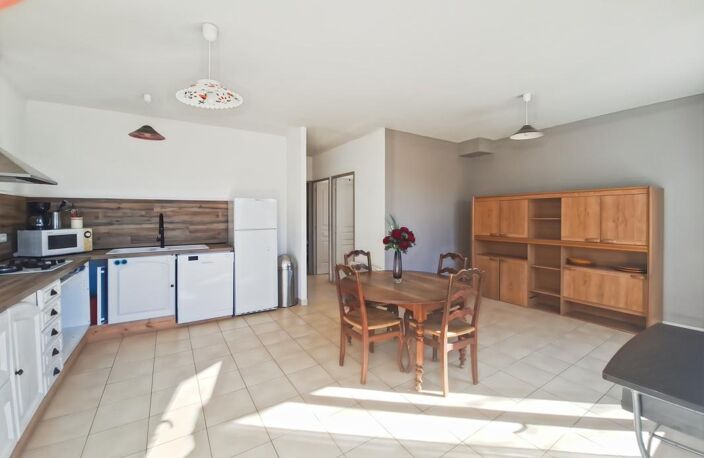 A VENDRE Villa de plain-pied avec beau terrain et fort potentiel — photo 5