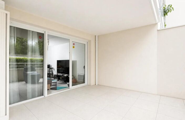 T3 lumineux avec grande terrasse à Istres — photo 3
