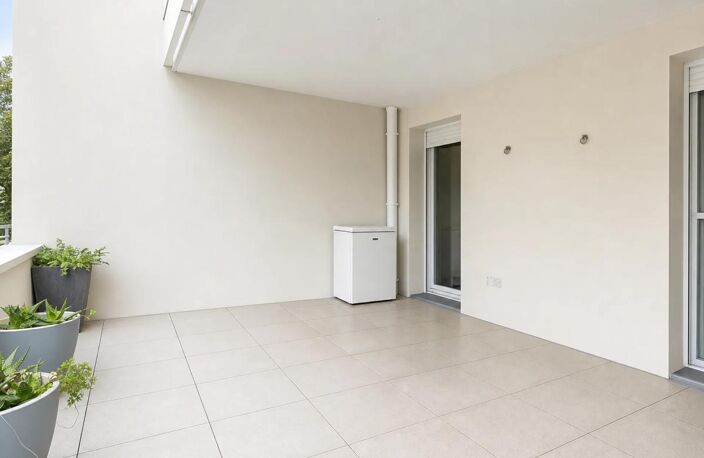 T3 lumineux avec grande terrasse à Istres — photo 4